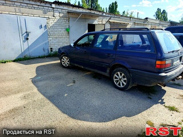 Синий Фольксваген Пассат, объемом двигателя 1.8 л и пробегом 0 тыс. км за 1500 $, фото 1 на Automoto.ua