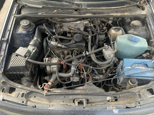 Синій Фольксваген Пассат, об'ємом двигуна 1.8 л та пробігом 447 тис. км за 1900 $, фото 8 на Automoto.ua