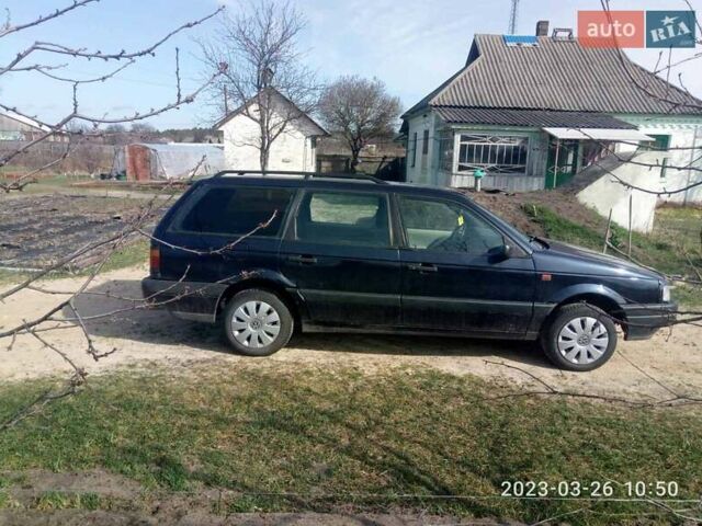 Синій Фольксваген Пассат, об'ємом двигуна 1.8 л та пробігом 100 тис. км за 2500 $, фото 2 на Automoto.ua