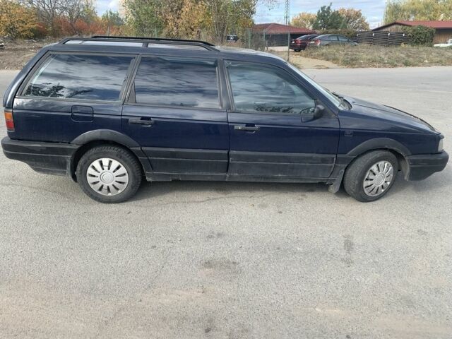 Синій Фольксваген Пассат, об'ємом двигуна 1.8 л та пробігом 447 тис. км за 1900 $, фото 4 на Automoto.ua