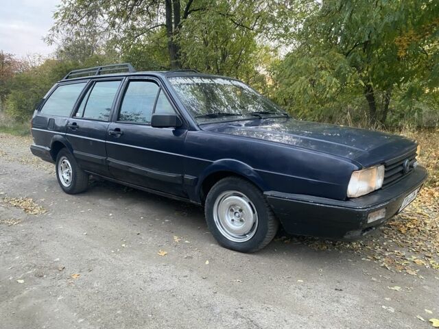 Синий Фольксваген Пассат, объемом двигателя 0 л и пробегом 200 тыс. км за 1200 $, фото 2 на Automoto.ua