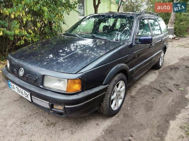 Синий Фольксваген Пассат, объемом двигателя 2 л и пробегом 347 тыс. км за 1500 $, фото 6 на Automoto.ua