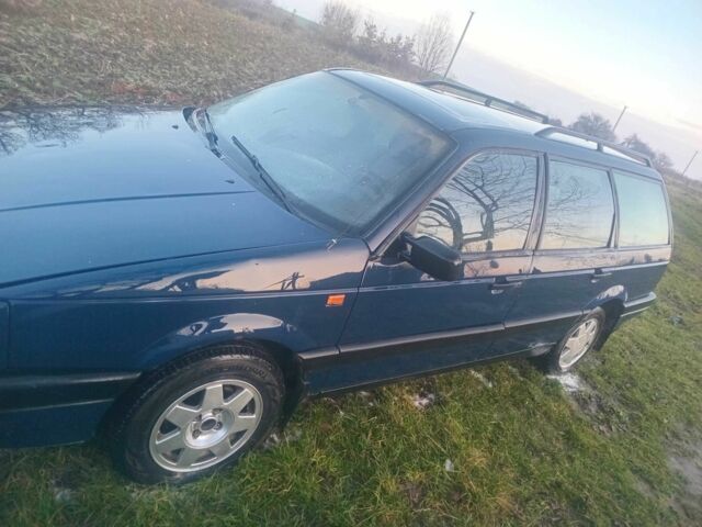 Синій Фольксваген Пассат, об'ємом двигуна 1.8 л та пробігом 382 тис. км за 1700 $, фото 2 на Automoto.ua