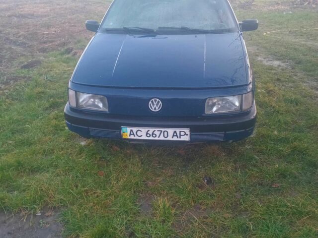 Синій Фольксваген Пассат, об'ємом двигуна 1.8 л та пробігом 382 тис. км за 1700 $, фото 1 на Automoto.ua