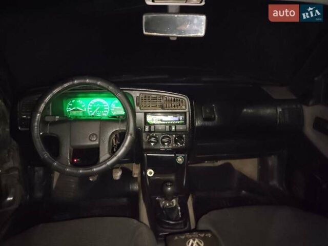 Синий Фольксваген Пассат, объемом двигателя 2 л и пробегом 347 тыс. км за 1500 $, фото 32 на Automoto.ua