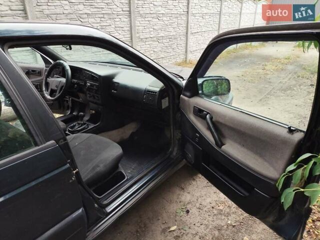 Синий Фольксваген Пассат, объемом двигателя 2 л и пробегом 347 тыс. км за 1500 $, фото 22 на Automoto.ua