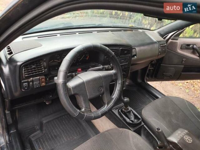 Синий Фольксваген Пассат, объемом двигателя 2 л и пробегом 347 тыс. км за 1500 $, фото 27 на Automoto.ua