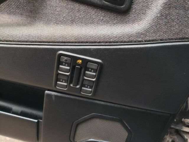 Синий Фольксваген Пассат, объемом двигателя 2 л и пробегом 347 тыс. км за 1500 $, фото 18 на Automoto.ua