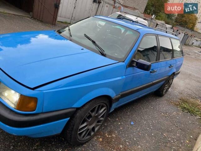 Синий Фольксваген Пассат, объемом двигателя 2.7 л и пробегом 100 тыс. км за 2500 $, фото 5 на Automoto.ua