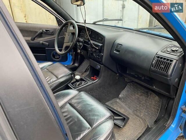 Синий Фольксваген Пассат, объемом двигателя 2.7 л и пробегом 100 тыс. км за 2500 $, фото 7 на Automoto.ua