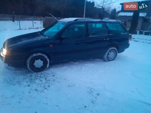 Синій Фольксваген Пассат, об'ємом двигуна 1.98 л та пробігом 190 тис. км за 1300 $, фото 2 на Automoto.ua