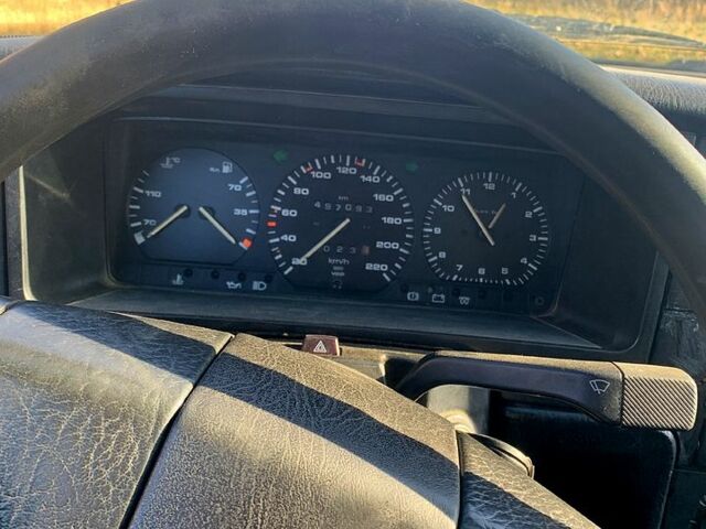 Синий Фольксваген Пассат, объемом двигателя 1.8 л и пробегом 497 тыс. км за 1100 $, фото 8 на Automoto.ua