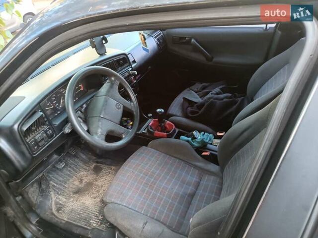 Синій Фольксваген Пассат, об'ємом двигуна 2 л та пробігом 100 тис. км за 1550 $, фото 1 на Automoto.ua