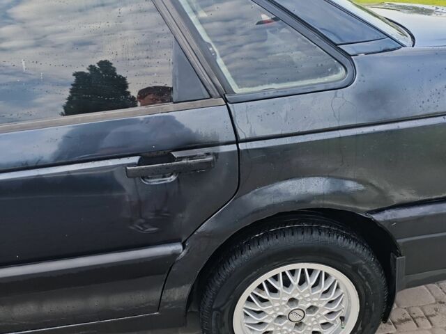 Синий Фольксваген Пассат, объемом двигателя 1.8 л и пробегом 450 тыс. км за 2200 $, фото 3 на Automoto.ua