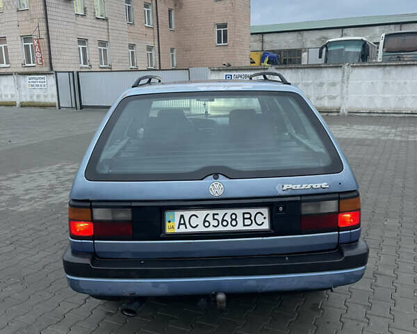 Синій Фольксваген Пассат, об'ємом двигуна 1.9 л та пробігом 411 тис. км за 1999 $, фото 6 на Automoto.ua