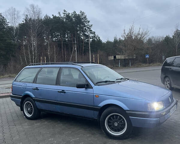 Синій Фольксваген Пассат, об'ємом двигуна 1.9 л та пробігом 411 тис. км за 1999 $, фото 2 на Automoto.ua