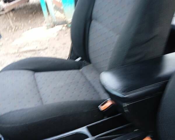 Синий Фольксваген Пассат, объемом двигателя 2 л и пробегом 364 тыс. км за 1450 $, фото 20 на Automoto.ua