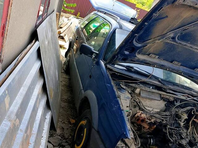 Синій Фольксваген Пассат, об'ємом двигуна 2.7 л та пробігом 200 тис. км за 500 $, фото 4 на Automoto.ua