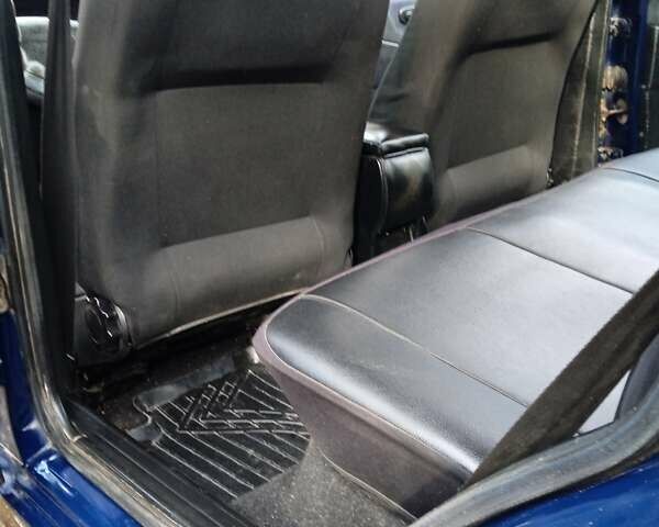 Синий Фольксваген Пассат, объемом двигателя 2 л и пробегом 364 тыс. км за 1450 $, фото 18 на Automoto.ua