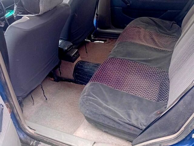 Синий Фольксваген Пассат, объемом двигателя 1.8 л и пробегом 25 тыс. км за 1550 $, фото 1 на Automoto.ua