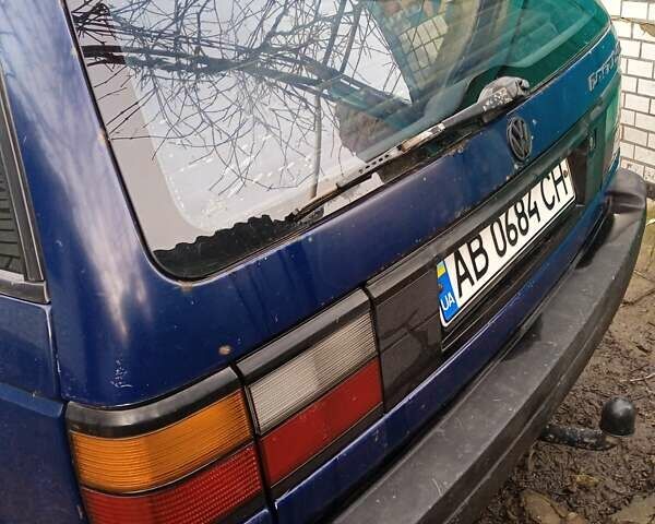 Синий Фольксваген Пассат, объемом двигателя 2 л и пробегом 364 тыс. км за 1450 $, фото 15 на Automoto.ua