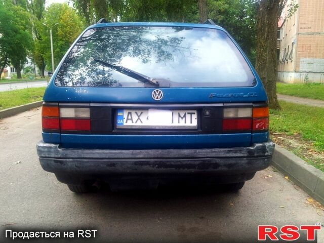 Синий Фольксваген Пассат, объемом двигателя 1.8 л и пробегом 200 тыс. км за 2000 $, фото 2 на Automoto.ua