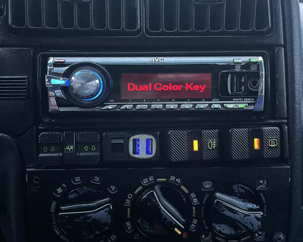 Синій Фольксваген Пассат, об'ємом двигуна 1.9 л та пробігом 411 тис. км за 1999 $, фото 36 на Automoto.ua