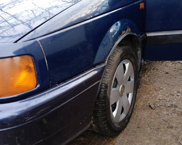 Синий Фольксваген Пассат, объемом двигателя 2 л и пробегом 364 тыс. км за 1450 $, фото 29 на Automoto.ua