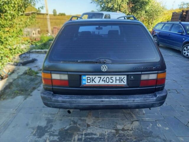 Синий Фольксваген Пассат, объемом двигателя 1.8 л и пробегом 3 тыс. км за 2000 $, фото 5 на Automoto.ua