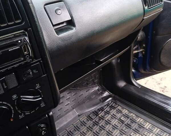 Синий Фольксваген Пассат, объемом двигателя 2 л и пробегом 364 тыс. км за 1450 $, фото 21 на Automoto.ua