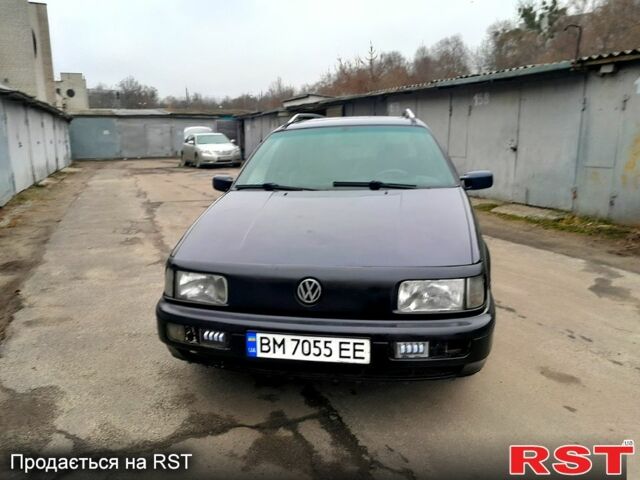 Синий Фольксваген Пассат, объемом двигателя 2.8 л и пробегом 400 тыс. км за 1650 $, фото 1 на Automoto.ua