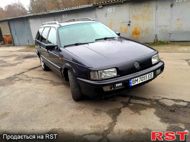 Синий Фольксваген Пассат, объемом двигателя 2.8 л и пробегом 400 тыс. км за 1650 $, фото 2 на Automoto.ua