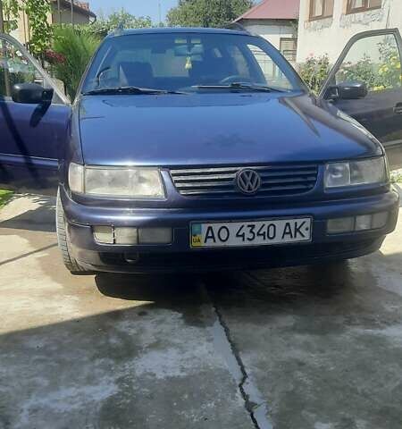 Синий Фольксваген Пассат, объемом двигателя 2 л и пробегом 478 тыс. км за 2500 $, фото 6 на Automoto.ua