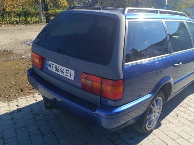 Синій Фольксваген Пассат, об'ємом двигуна 1.8 л та пробігом 343 тис. км за 2400 $, фото 2 на Automoto.ua