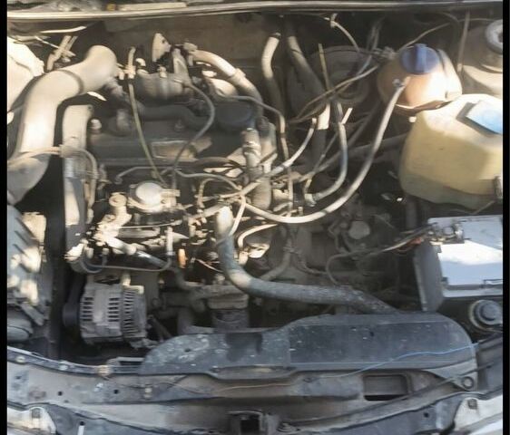 Синій Фольксваген Пассат, об'ємом двигуна 1.9 л та пробігом 3 тис. км за 2200 $, фото 9 на Automoto.ua