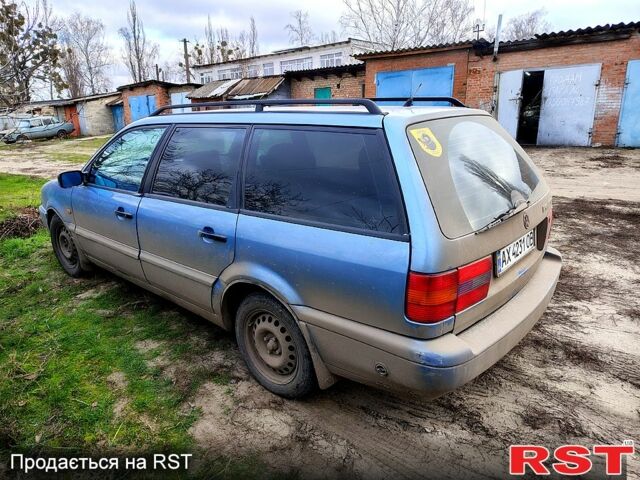 Синій Фольксваген Пассат, об'ємом двигуна 2 л та пробігом 0 тис. км за 1600 $, фото 3 на Automoto.ua