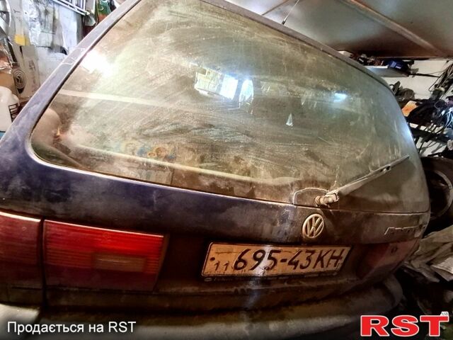 Синій Фольксваген Пассат, об'ємом двигуна 1.8 л та пробігом 0 тис. км за 1000 $, фото 4 на Automoto.ua