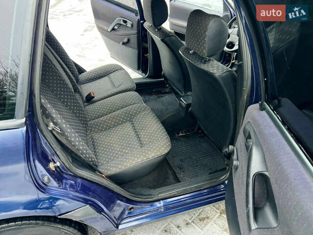 Синий Фольксваген Пассат, объемом двигателя 1.6 л и пробегом 350 тыс. км за 2850 $, фото 11 на Automoto.ua