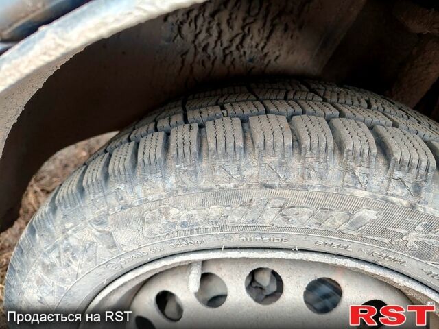 Синій Фольксваген Пассат, об'ємом двигуна 2 л та пробігом 0 тис. км за 1600 $, фото 2 на Automoto.ua