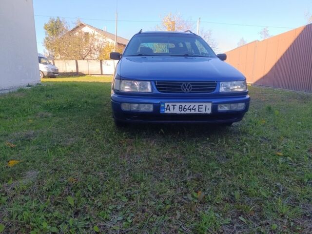 Синій Фольксваген Пассат, об'ємом двигуна 1.8 л та пробігом 343 тис. км за 2400 $, фото 14 на Automoto.ua