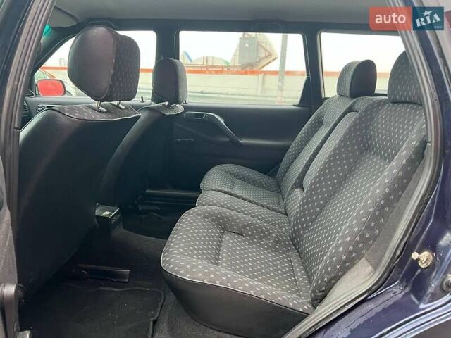 Синій Фольксваген Пассат, об'ємом двигуна 1.8 л та пробігом 245 тис. км за 2490 $, фото 11 на Automoto.ua