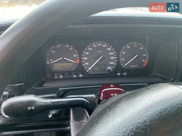 Синій Фольксваген Пассат, об'ємом двигуна 2 л та пробігом 370 тис. км за 1900 $, фото 12 на Automoto.ua