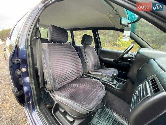 Синий Фольксваген Пассат, объемом двигателя 1.8 л и пробегом 452 тыс. км за 3350 $, фото 9 на Automoto.ua