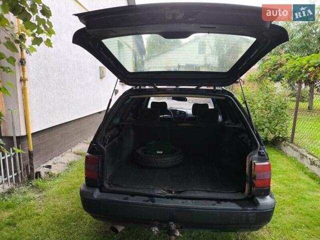 Синий Фольксваген Пассат, объемом двигателя 2 л и пробегом 570 тыс. км за 1700 $, фото 5 на Automoto.ua