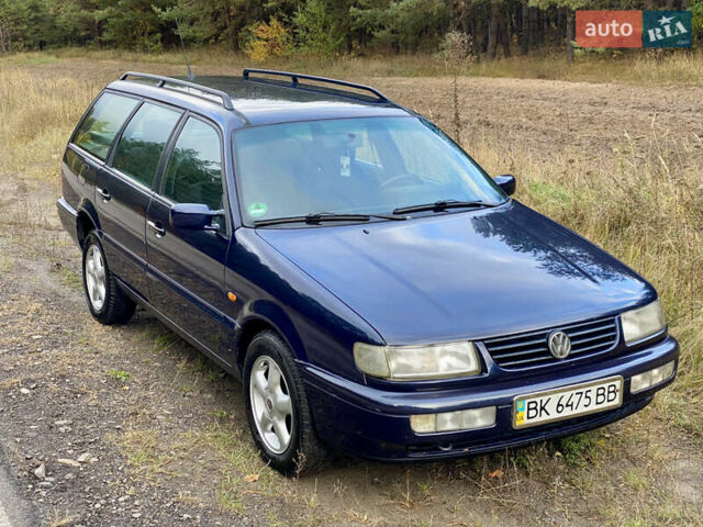 Синій Фольксваген Пассат, об'ємом двигуна 1.8 л та пробігом 452 тис. км за 3450 $, фото 4 на Automoto.ua