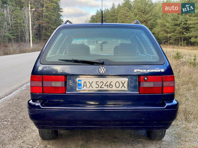 Синий Фольксваген Пассат, объемом двигателя 1.8 л и пробегом 452 тыс. км за 3350 $, фото 6 на Automoto.ua