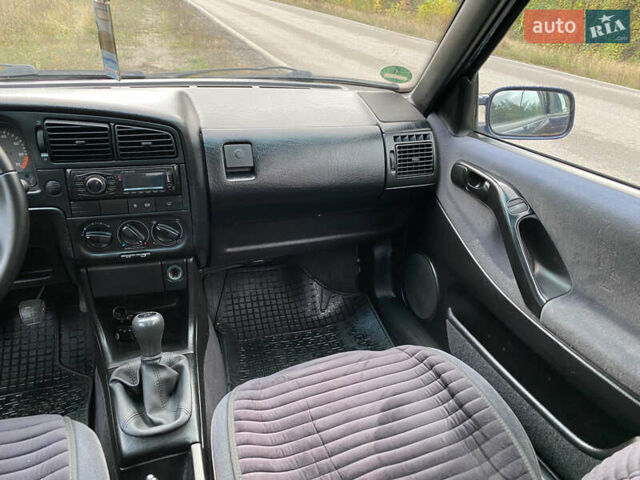 Синій Фольксваген Пассат, об'ємом двигуна 1.8 л та пробігом 452 тис. км за 3450 $, фото 20 на Automoto.ua