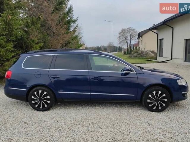 Синій Фольксваген Пассат, об'ємом двигуна 2 л та пробігом 249 тис. км за 2180 $, фото 1 на Automoto.ua