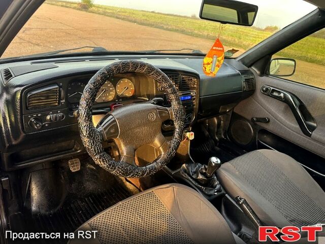 Синий Фольксваген Пассат, объемом двигателя 1.8 л и пробегом 200 тыс. км за 2150 $, фото 9 на Automoto.ua