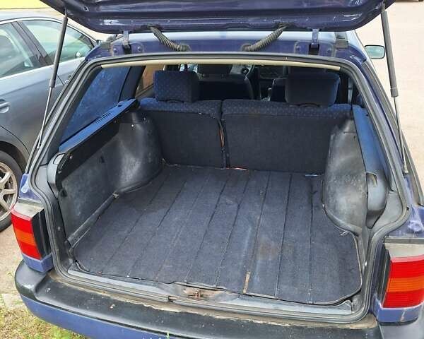 Синій Фольксваген Пассат, об'ємом двигуна 2 л та пробігом 394 тис. км за 2300 $, фото 7 на Automoto.ua